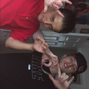 Meet your Posher, Dusa